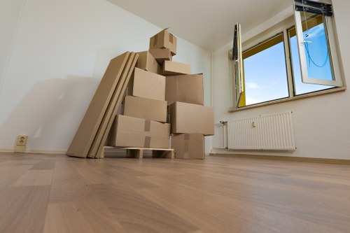 Conveniently located storage center in Barnet